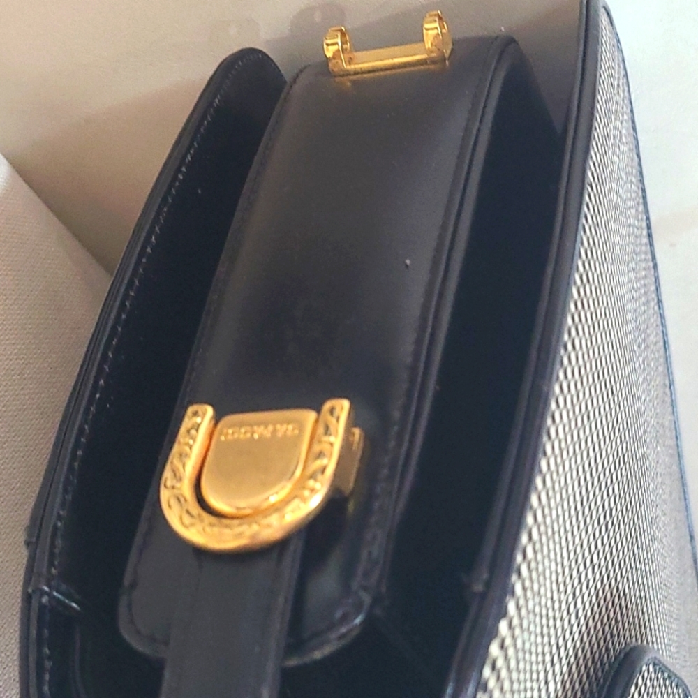 Capacci crossbody bag adjustable - Picture 9 of 12